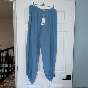 NWT SIDE SLIT PANTS XL